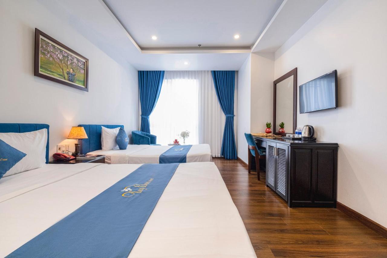 Tay Bac Hotel Da Nang Exterior photo