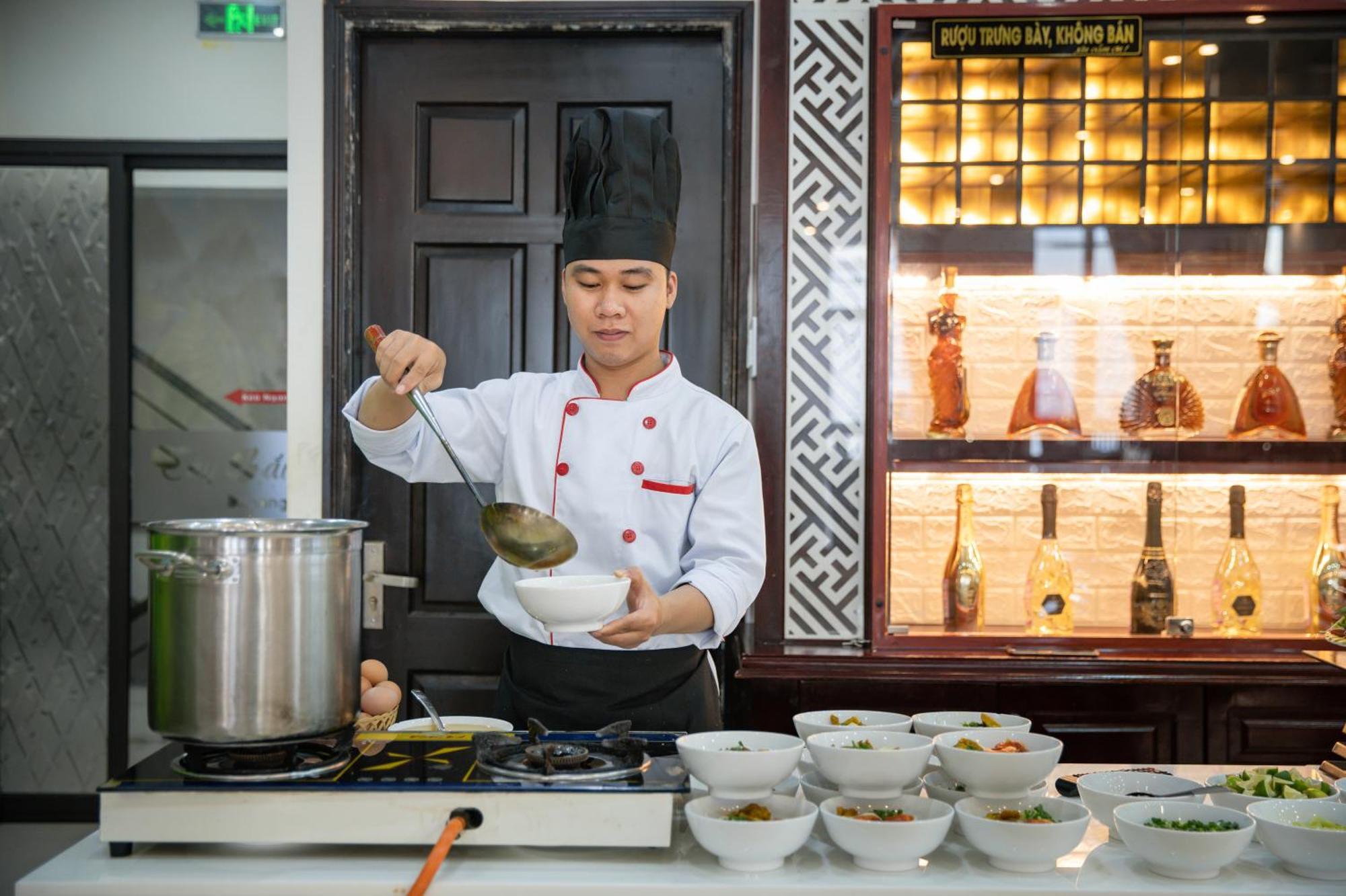 Tay Bac Hotel Da Nang Exterior photo