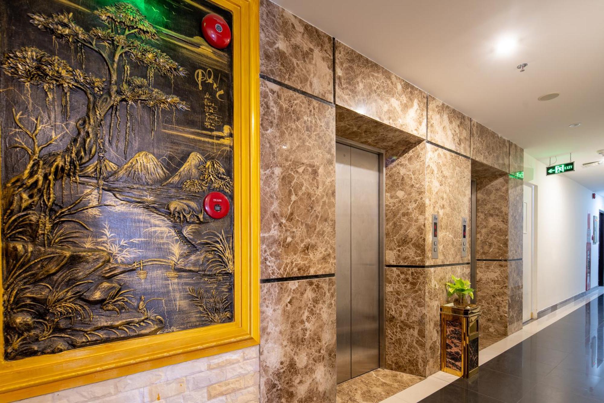 Tay Bac Hotel Da Nang Exterior photo
