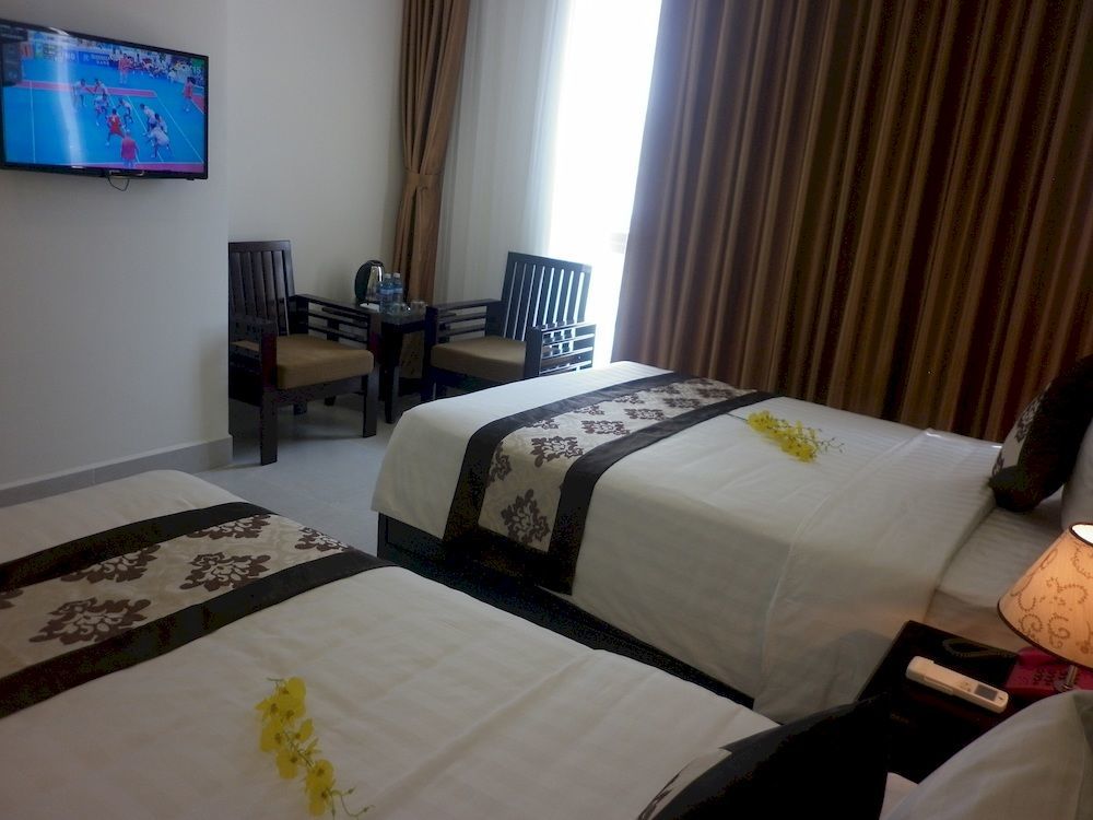 Tay Bac Hotel Da Nang Exterior photo