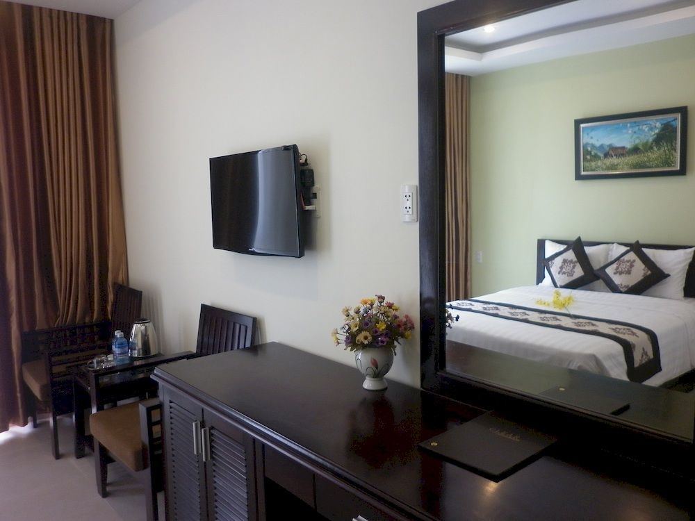 Tay Bac Hotel Da Nang Exterior photo
