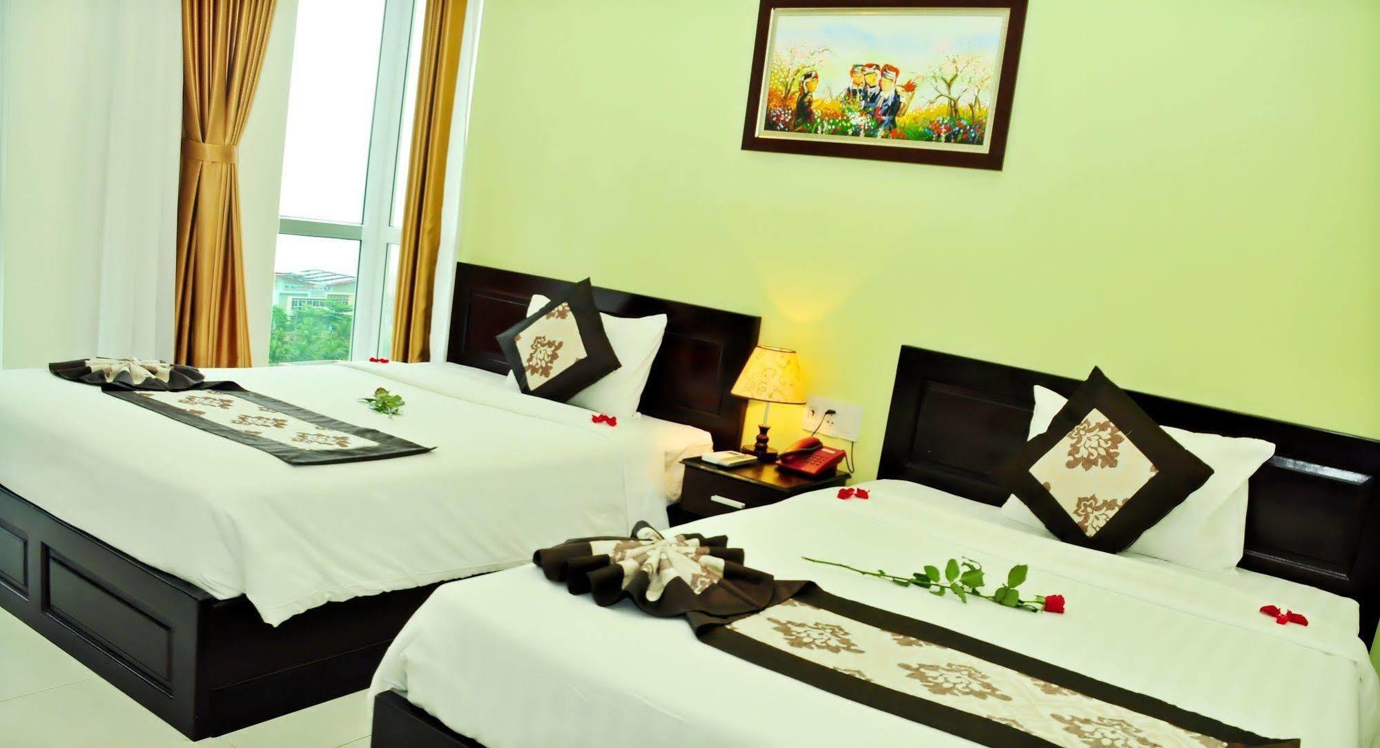 Tay Bac Hotel Da Nang Exterior photo