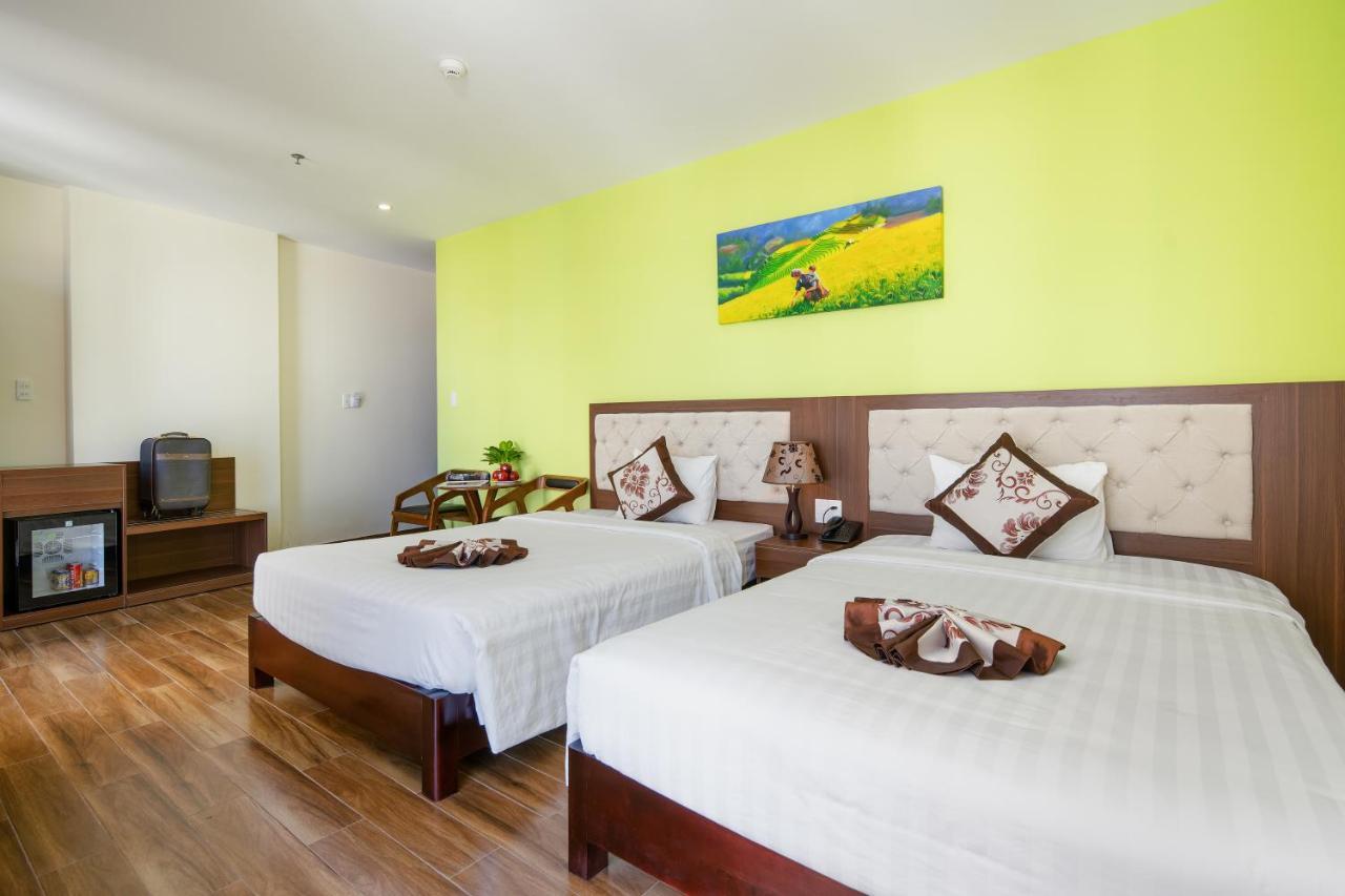 Tay Bac Hotel Da Nang Exterior photo